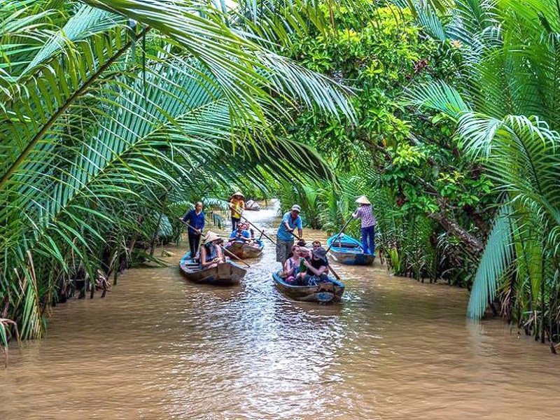 vi vu miền sông nước